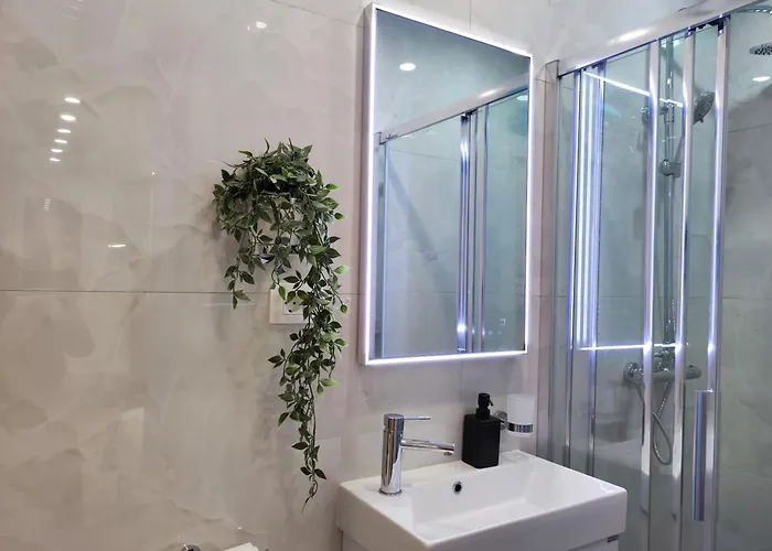 Apartman Bacvice & *